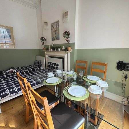Central And Affordable Flat For 6 People In Zone 1 - Baker Street - With Breakfast Included London Exterior photo