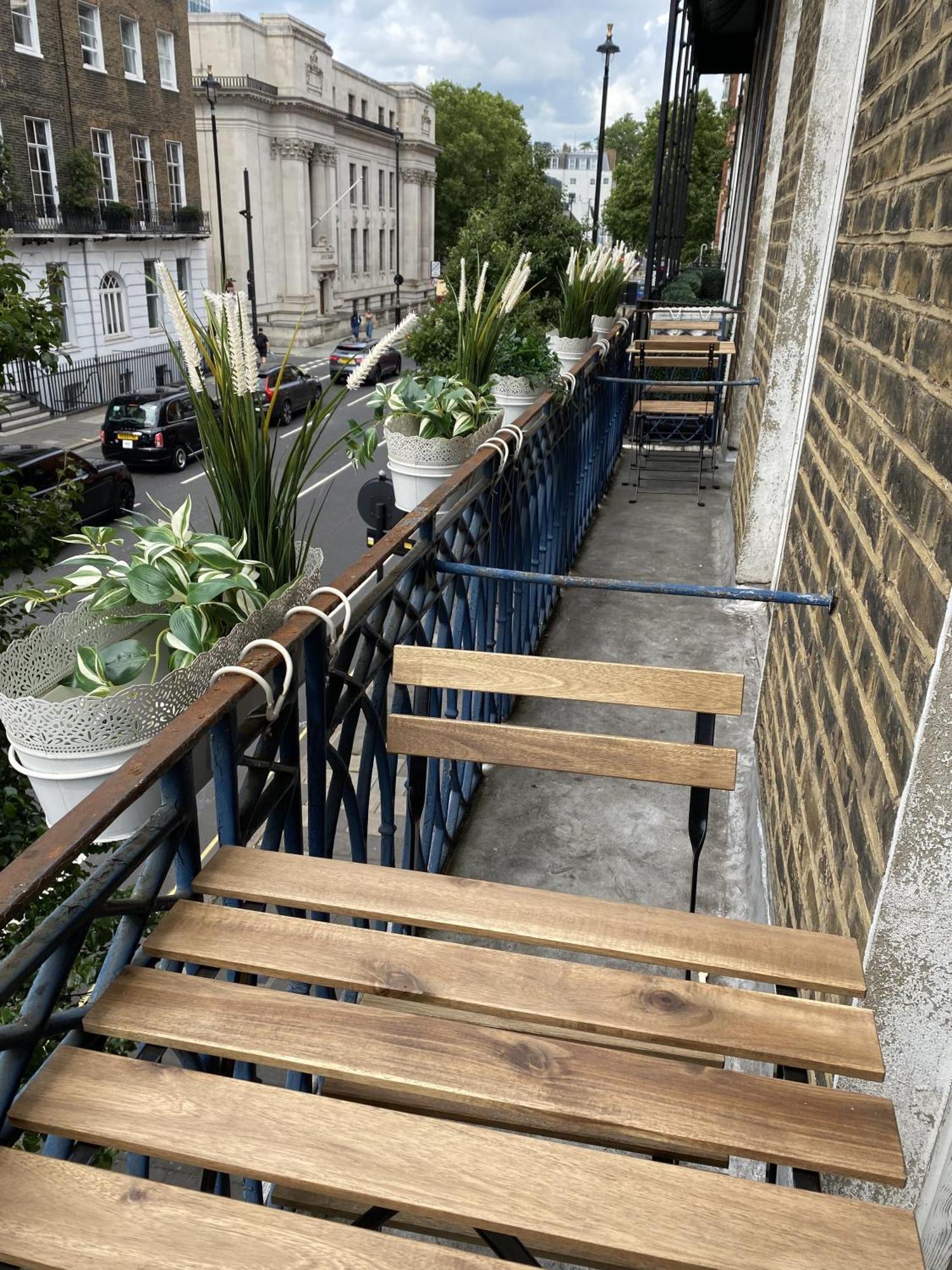 Central And Affordable Flat For 6 People In Zone 1 - Baker Street - With Breakfast Included London Exterior photo